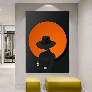 Gizemli Siyah Siperlikli Kadın Silueti – Büyük Boy Kanvas Portre