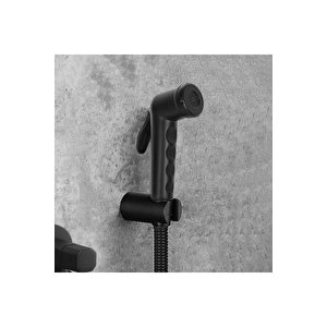 Siyah Taharetmatik Seti - Spiral Plastik Hortum Ve Siyah Renk Ergonomik Taharet Tabancası