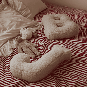 Litera, E Harfi, Yastık, Kırlent, Elyaf Dolgulu, Welsoft Kumaş, 40 Cm