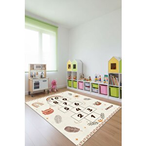 Minik Ayaklara Büyük Hayaller: Çocuk Odasına Neşe Katın Renkli Kaymaz Yıkanabilir Eğitici Halı 160x250 cm