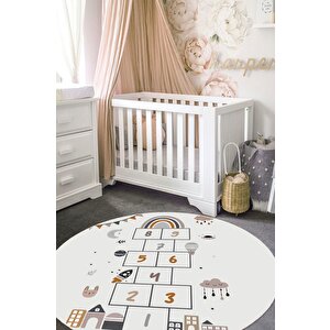 Ayda Oyun Var: Seksek Desenli Eğlenceli Yuvarlak Çocuk Halısı - Kaymaz Taban