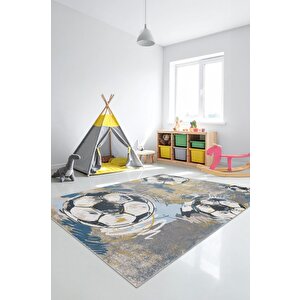 Sporla Büyüyen Hayaller İçin Futbol Temalı Yıkanabilir Kaymaz Taban Halı 80x120 cm