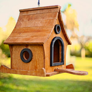 Ahşap Kuş Yuvası