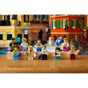 Lego Ideas 21359 İtalyan Rivierası (3251 Parça)
