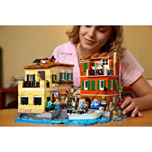 Lego Ideas 21359 İtalyan Rivierası (3251 Parça)