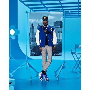 Barbie İmzalı Lebron James Kenbassadors Bebek Hrm33