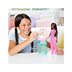Barbie Kariyer Bebeği Bebek Doktoru Jcr73