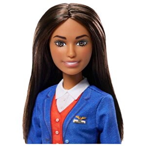 Barbie Hostes Bebek Ve Aksesuarları Hyt60