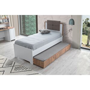 Yanis Yavrulu Karyola