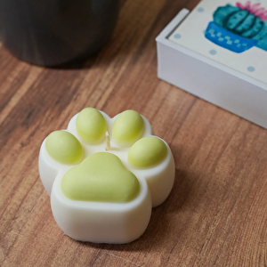 Vanilya Kokulu Lime (Açık Yeşil) Pati Figürlü Soya Mumu - Sıcak Ve Dekoratif Mum