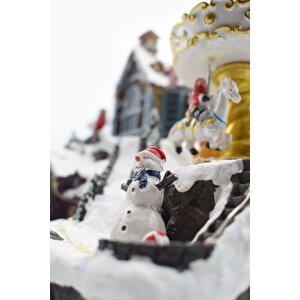 Premium Collection Dekoratif Yılbaşı Süs Atlı Karıncalı Noel Home