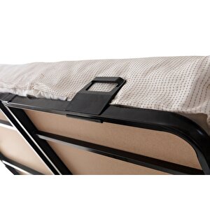 Estera Bazalı Karyola