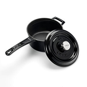 Döküm Yuvarlak Sos Tenceresi. Döküm Demir Yekpare Saplı Trendy Serisi Çap(ø16 Cm.