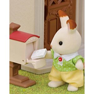 Sylvanian Families Oyun Odalı Işıklı Şehir Evi 5708