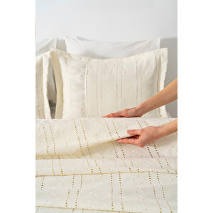 Esila Ekru Fırfırlı Çift Kişilik Nevresimli Pike Seti - 7 Parça Çeyiz Seti