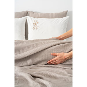 Amara Vizon Nakışlı Çift Kişilik %100 Pamuklu Nevresimli Pike Seti - 7 Parça Çeyiz Seti