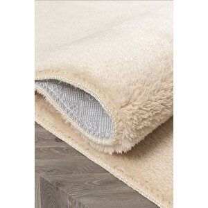 Comfort  Düz Saçaklı Peluş Halı Bej