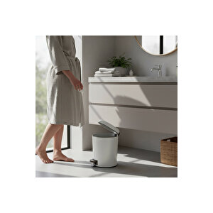 Beyaz Çöp Kovası Pedallı Yavaş Kapanan Kova Paslanmaz Çelik Mat Beyaz