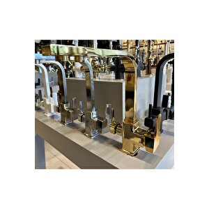 Arıtmalı Mutfak Bataryası Gold Arıtıcılı Evye Musluğu Kare Modern Tasarım Armatür Arıtmalı