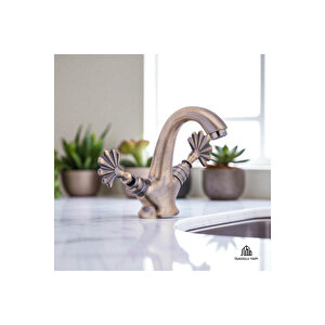 Antik Lavabo Armatür Vintage Özel Seri Kartal Lavabo Musluğu Pirinç Malzeme Banyo Musluk