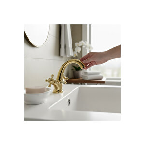 Gold Vintage Lavabo Armatür Klasik Tasarım Pirinç Materyal Özel Seri Lavabo Bataryası