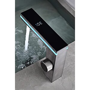 Premium Dijital Ekranlı Şelale Akışlı Lavabo Bataryası - Isıya Duyarlı Led Renk Değiştiren Musluk