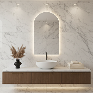 Modern Kemer Form Led Banyo Aynası – Dokunmatik Dim Edilebilir, 3000k Günışığı 50x113 cm