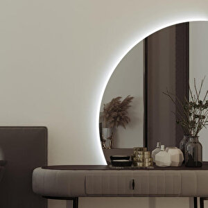 Modern Yarım Ay Led Ayna – Dokunmatik Dimmerli, 6500k Beyaz Işık Dekoratif Duvar Aynası 80x107 cm