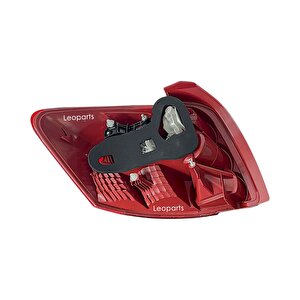 Leoparts Toyota Auris Stop Lambası Sağ 2007-2009 81551-02380