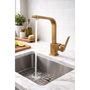 Kare L Kollu Lüx Lavabo Bataryası