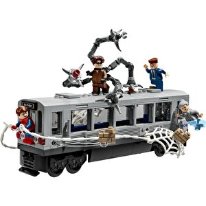 76321  Marvel Örümcek Adam Ile Doktor Oktopus Metro Sahnesi