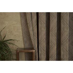 Fon Perde Pri̇zma Desen Açik Kahve 1-2 Seyrek Pi̇le 60x260
