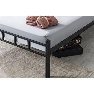 Evger Metal Karyola, K90, Si̇yah, 150x200