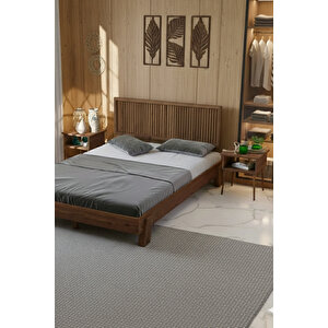 Ebruli Dikey Çizgili Başlıklı Masif Çam Karyola Ve 2 Adet Komodin Seti 90x200 cm