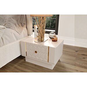 Penta Beige Komodin