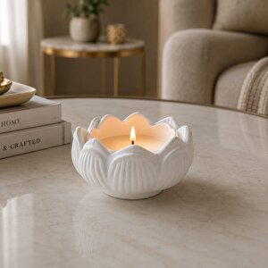 El Yapımı Lotus Çiçeği Tasarımlı Dekoratif Soya Wax Mumluk