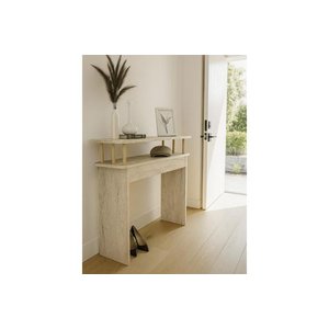 İkaros Modern Dresuar, Traverten