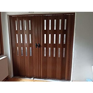 Akordiyon Kapı  272x237 Ceviz Camlı Çift Açılım Kalın Kapı Katlanır Akordeon Pvc Anahtar Kilitli 272x237 cm