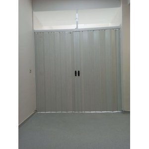 Akordiyon Kapı  272x213 Akçaağaç Camsız Çift Açılım Kalın Kapı Katlanır Akordeon Pvc Anahtar Kilitli 272x213 cm