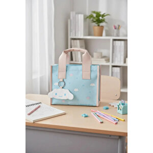 Sanrio Lisanslı Cinnamoroll Kare Yiyecek Çantası – Suya Dayanıklı Pratik Beslenme Çantası 23 Cm