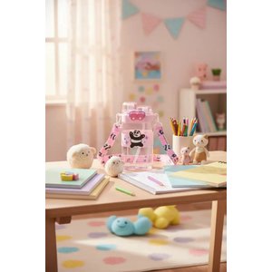 We Bare Bears Lisanslı Omuz Askılı Plastik Şişe 560ml - Panda Tasarımlı Neşeli İçecek Arkadaşı