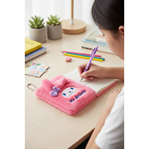 Sanrio Lisanslı My Melody Kolyeli Peluş Defter – Taşınabilir & Yumuşak Dokulu