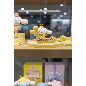 Sanrio Lisanslı Cinnamoroll Bahar Serisi Masa Üstü Telefon Tutucu Figürlü Stand