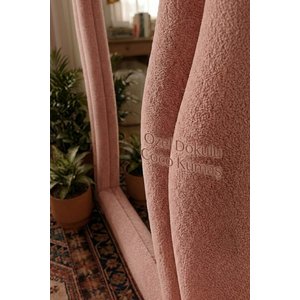 Lusso Pembe Renk Kumaş Kaplamalı Dalgalı Kavisli Ayaklı Boy Aynası (182x87 Cm)