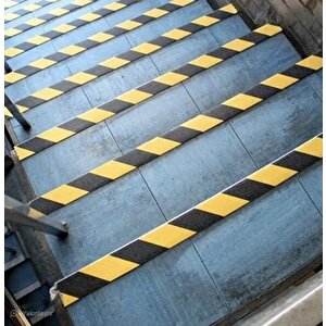 Kaydırmaz Bant 25 Mm 15 Metre Sarı Siyah Renk Yüksek Tutuş Starline Marka  Suya Dayanıklı