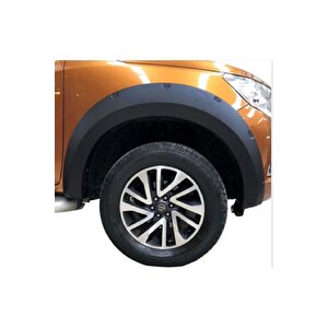 Nissan Navara Np300 2016 Çıkıntılı Civatasız Çamurluk Kaplama Dodik Tek Depo