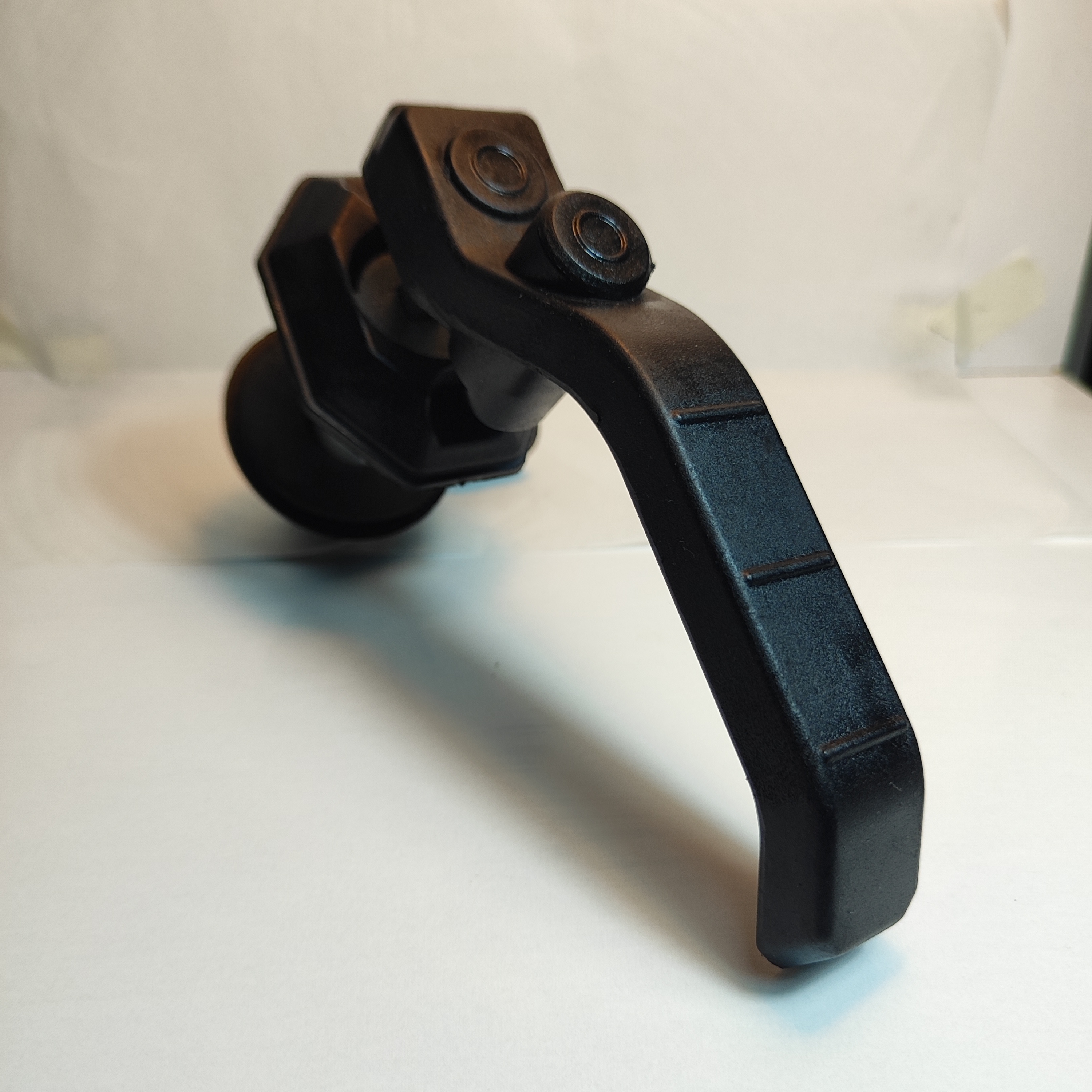 Hava Santral Jeneratör Kompresör Kabi̇n Ağir Panel Kol Ki̇li̇t - Plasti̇k Düz Di̇l Ki̇li̇tlenmeyen Anahtarsiz